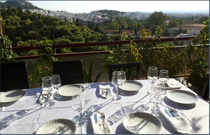 Vegetarian Greek dinner with an Acropolis view - Image 3